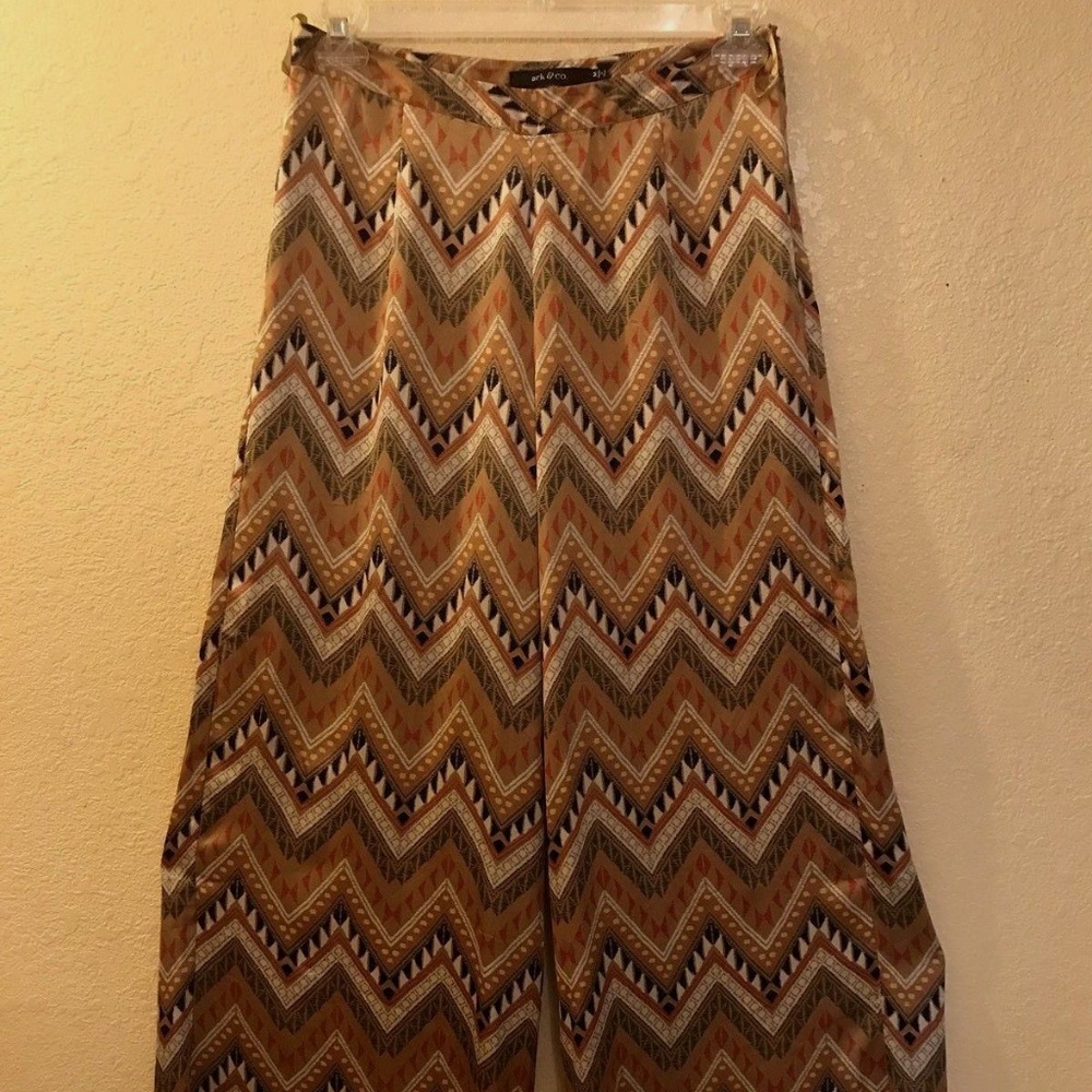 Ark & Co Aztec Print Side Zip Wide Pants Size M